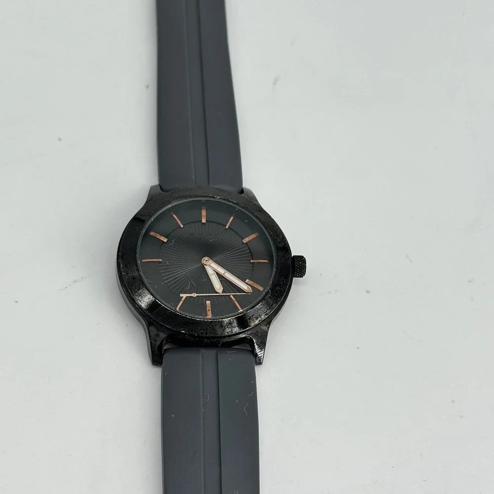 Kenneth Cole Reaction Watch Mens OS Black for‎ parts only 3ATM RK50522002
